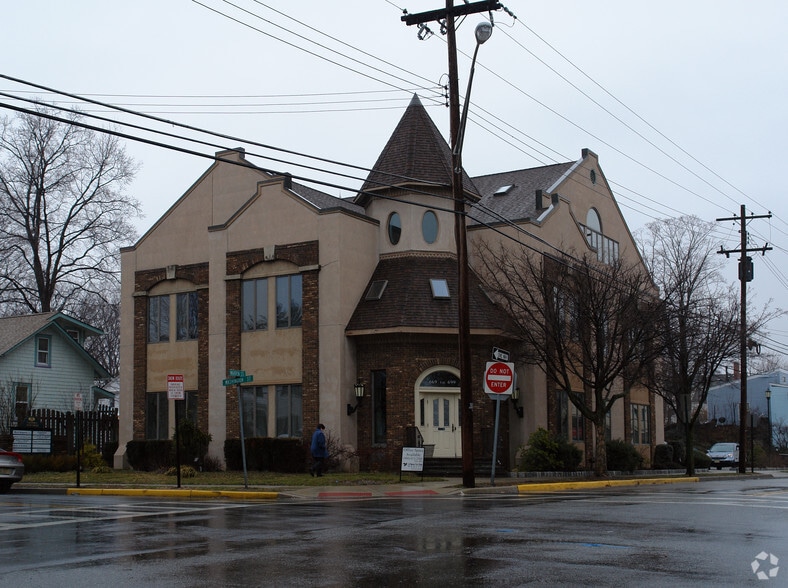 669-699 Washington St, Hackettstown, NJ à louer - Photo du bâtiment - Image 2 de 4