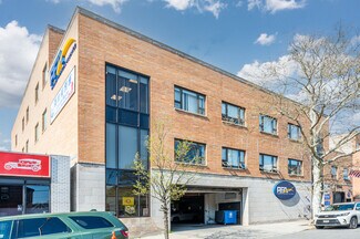 Plus de détails pour 214-25 42nd Ave, Bayside, NY - Bureau à vendre