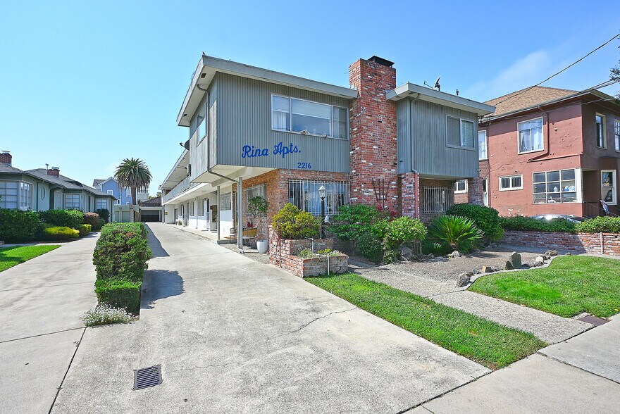 2216 Santa Clara Ave, Alameda, CA à vendre - Photo principale - Image 1 de 5