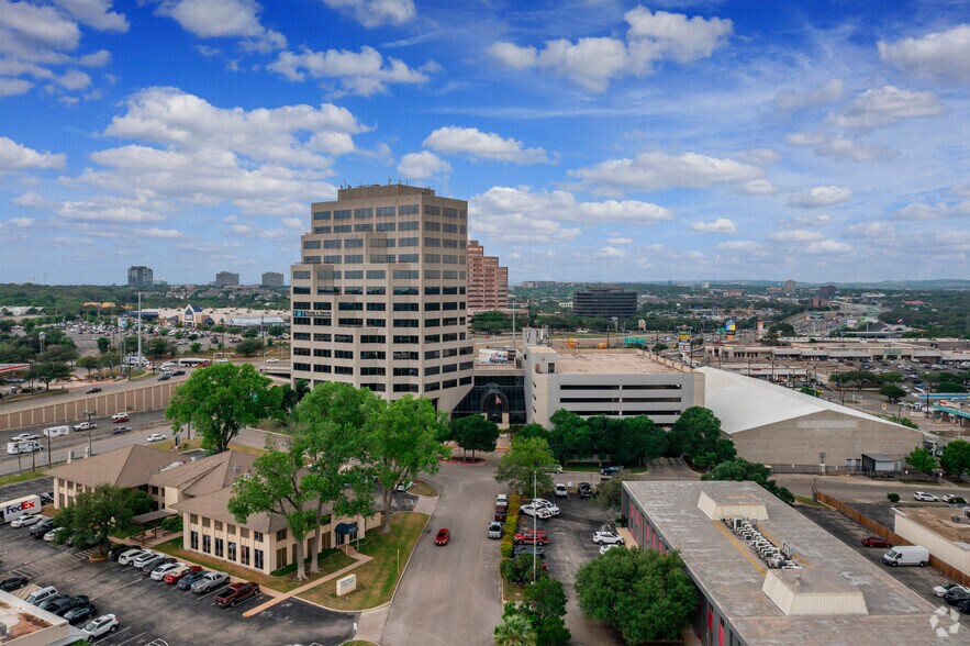 8023 vantage Dr, San Antonio, TX for lease - Aerial - Image 3 of 6