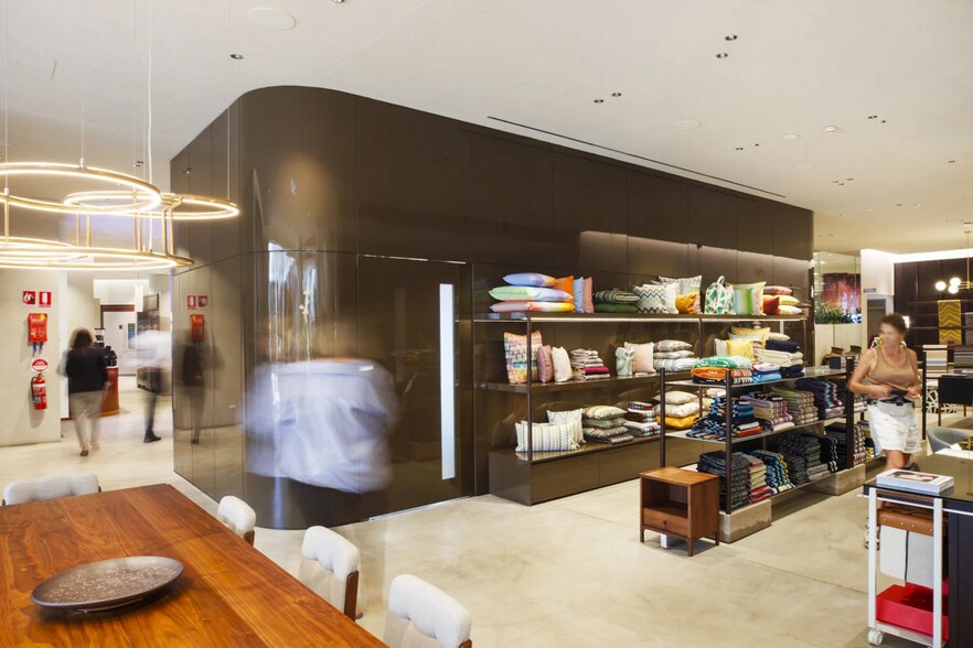 18 Danks St, Waterloo for sale - Interior Photo - Image 3 of 4