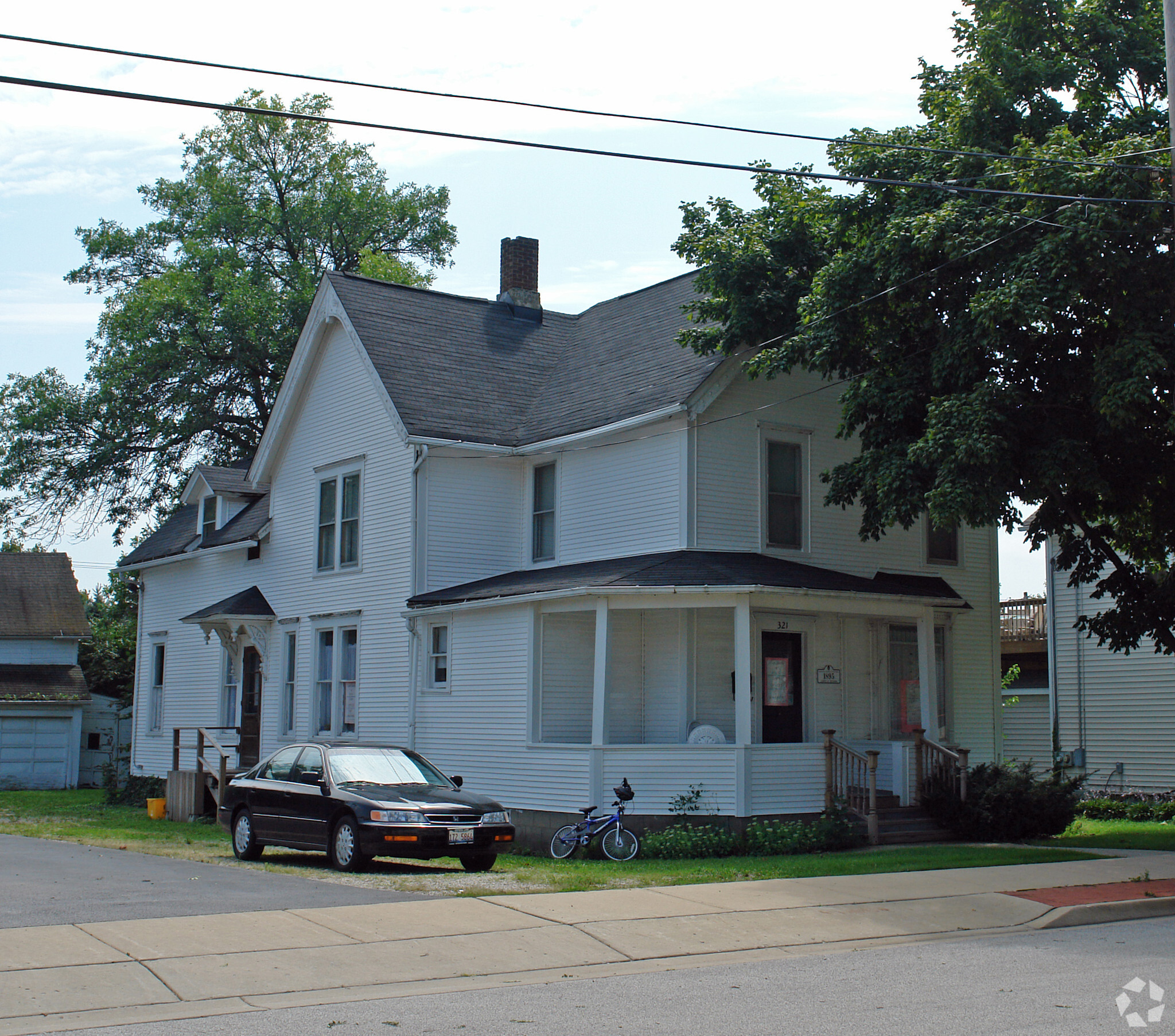 321 Jefferson St, Algonquin, IL à louer Photo principale- Image 1 de 11