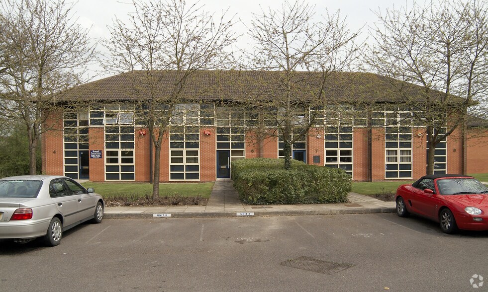 Murdock Rd, Swindon à vendre - Photo du bâtiment - Image 2 de 3