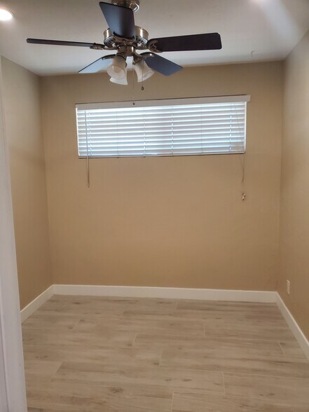 1515 W Osborn Rd, Phoenix, AZ à louer - Photo du bâtiment - Image 2 de 10