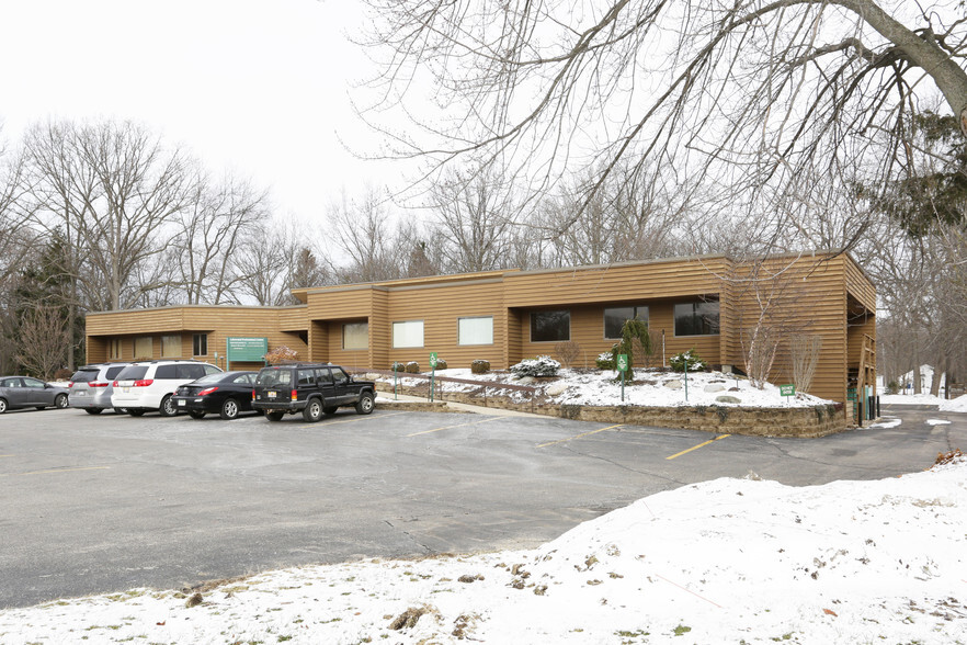 291 W Lakewood Blvd, Holland, MI for sale - Primary Photo - Image 1 of 1