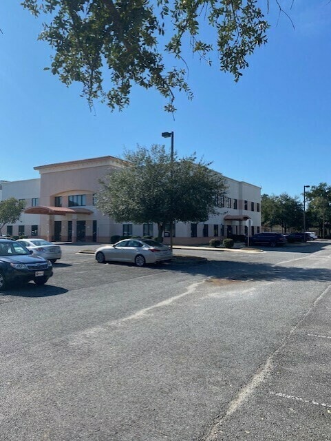 1032 Mar Walt Dr, Fort Walton Beach, FL à louer Photo intérieure- Image 1 de 4