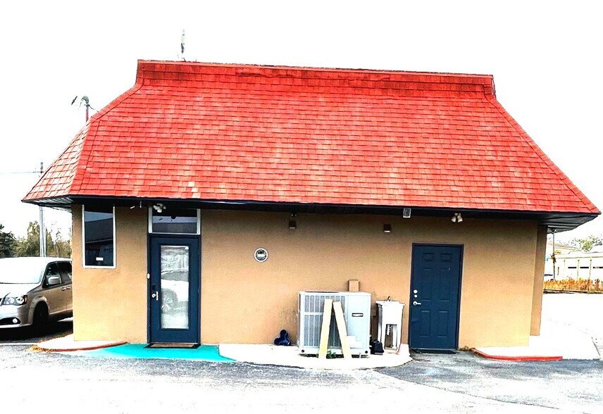 302 S Collins St, Plant City, FL à vendre - Photo du bâtiment - Image 3 de 25