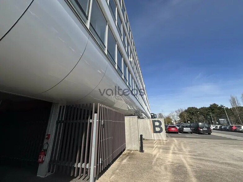46 Rue Marco Polo, Labège à louer - Photo du bâtiment - Image 3 de 12