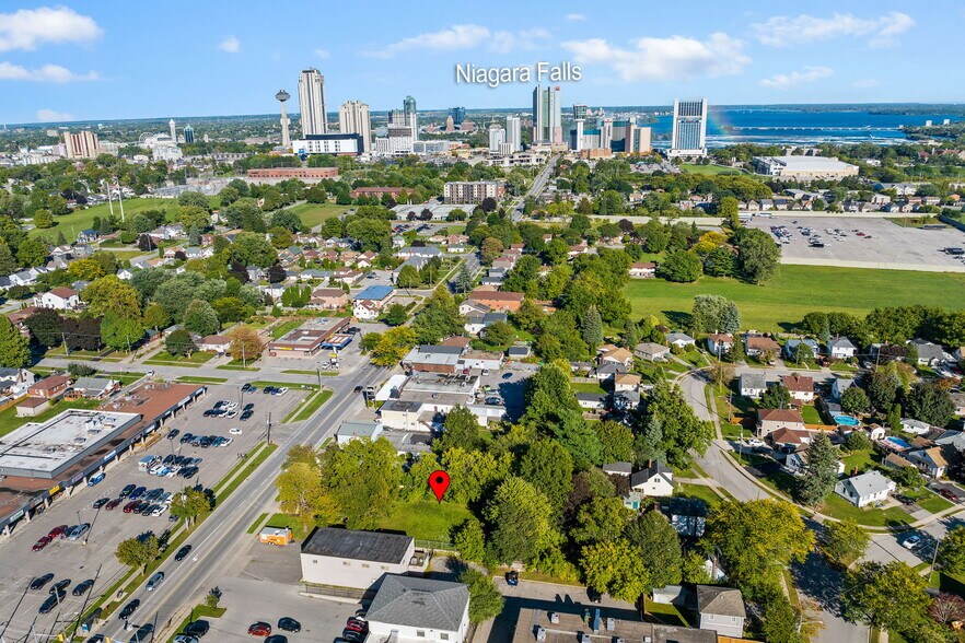 6192 Dunn St, Niagara Falls, ON à vendre - Aérien - Image 2 de 8