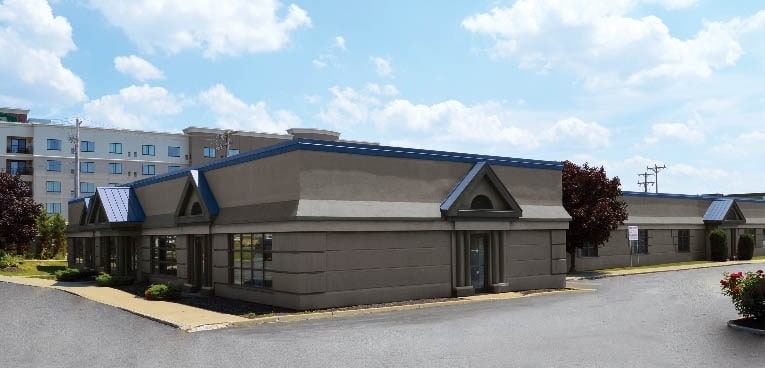 4225 Genesee St, Cheektowaga, NY for lease - Building Photo - Image 2 of 15