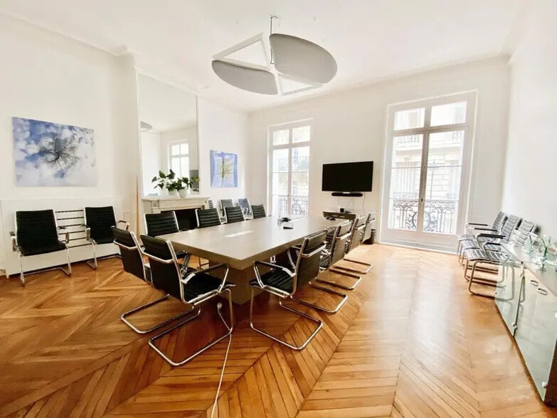 Office in Paris for sale - Interior Photo - Image 2 of 14