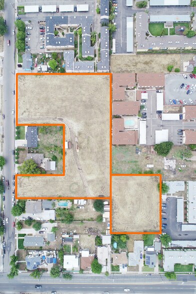 1250 N 8th St, Fresno, CA à vendre - Aérien - Image 2 de 5