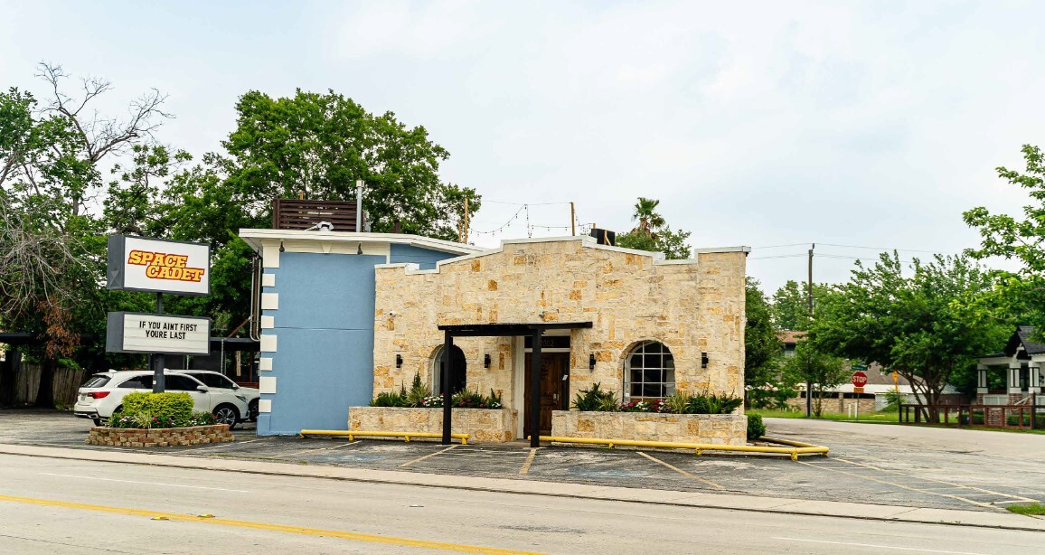 4002 N Main St, Houston, TX for sale Building Photo- Image 1 of 18