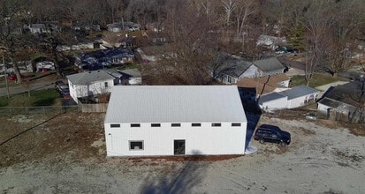 421 E Moneta Ave, Peoria Heights, IL à louer Photo intérieure- Image 1 de 12