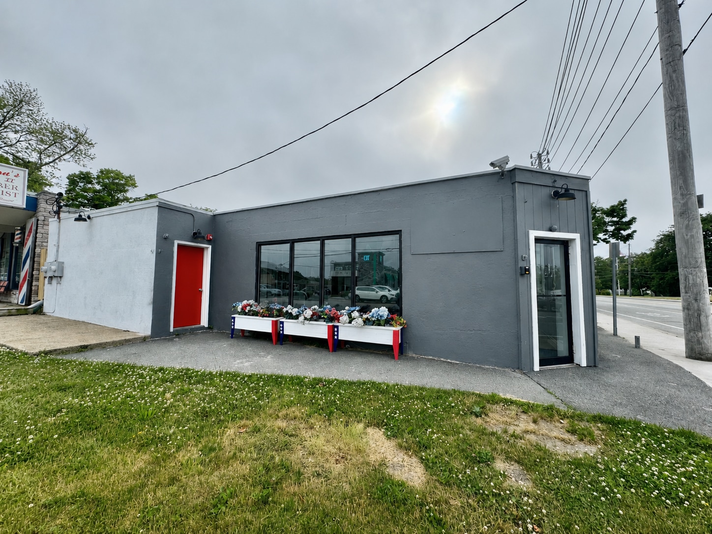 2 Coddington Hwy, Middletown, RI for lease Interior Photo- Image 1 of 3