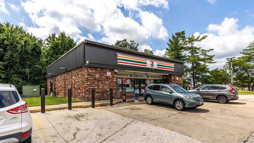 5401 Silver Hill Rd, District Heights, MD à vendre - Photo du bâtiment - Image 1 de 2