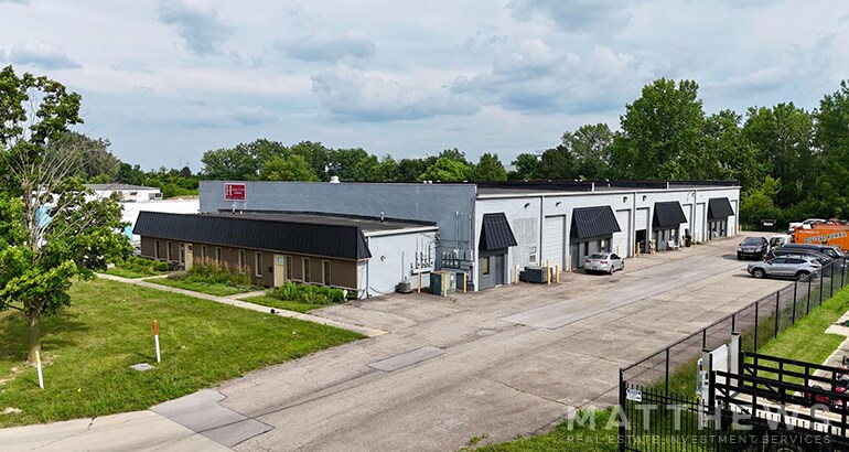 3999 Parkway Ln, Hilliard, OH à vendre Photo du bâtiment- Image 1 de 1