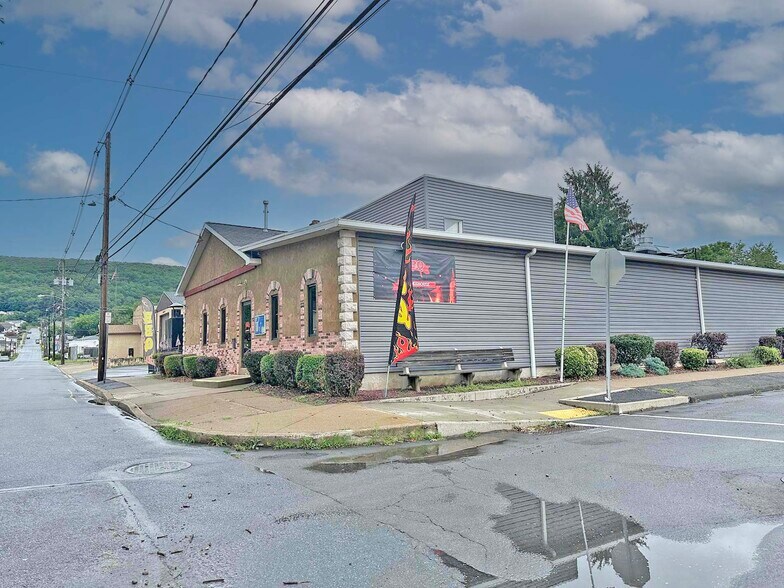 245 Owen St, Swoyersville, PA for sale - Building Photo - Image 2 of 33