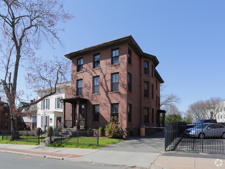 36 Russ St, Hartford, CT à louer - Photo du bâtiment - Image 1 de 17