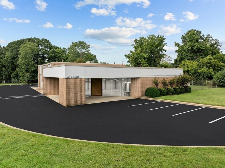 6425 Glenwood Ave, Raleigh, NC à vendre - Photo du bâtiment - Image 3 de 5
