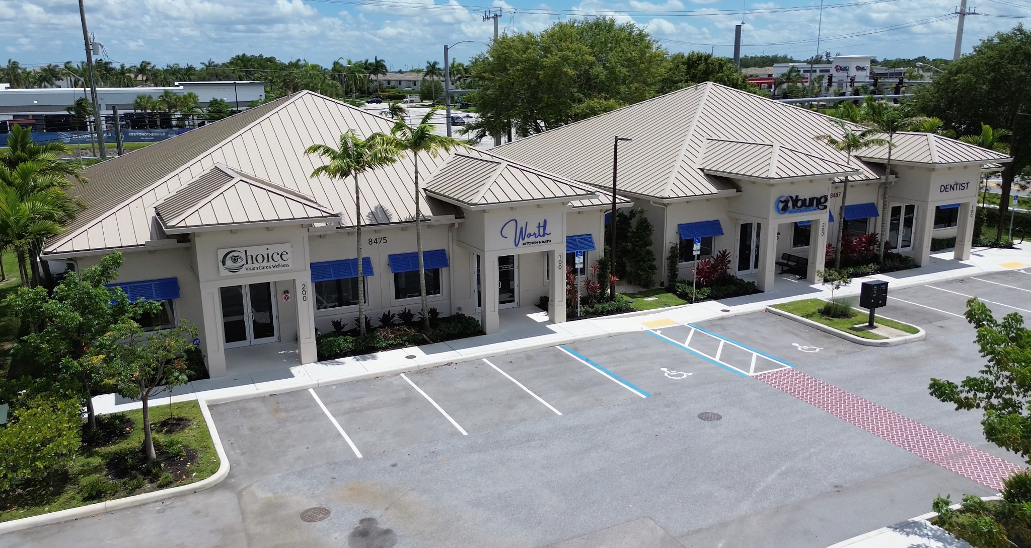 Ternion Medical Office portfolio of 2 properties for sale on LoopNet.ca Building Photo- Image 1 of 14