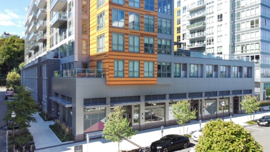 900 Avenue At Port Imperial, Weehawken, NJ à louer - Photo du bâtiment - Image 3 de 7