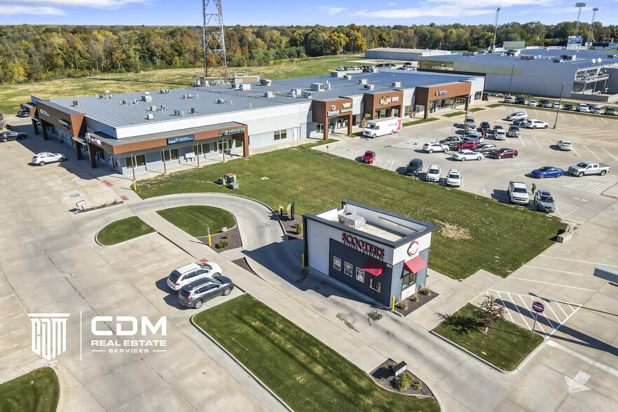 2700 Mt Pleasant St, Burlington, IA for lease - Building Photo - Image 1 of 1