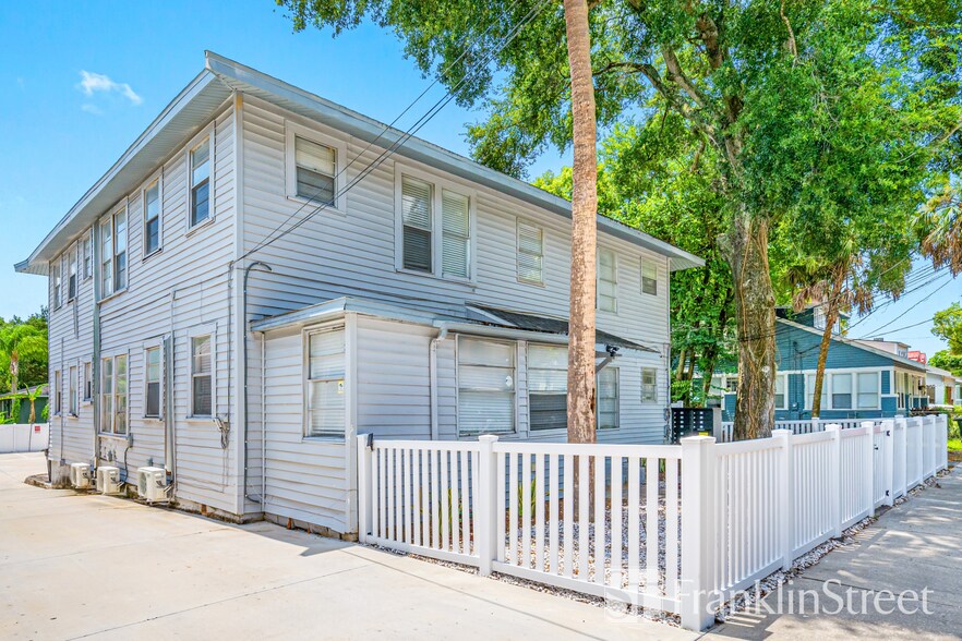911 E 23rd Ave, Tampa, FL à vendre - Photo du bâtiment - Image 2 de 12
