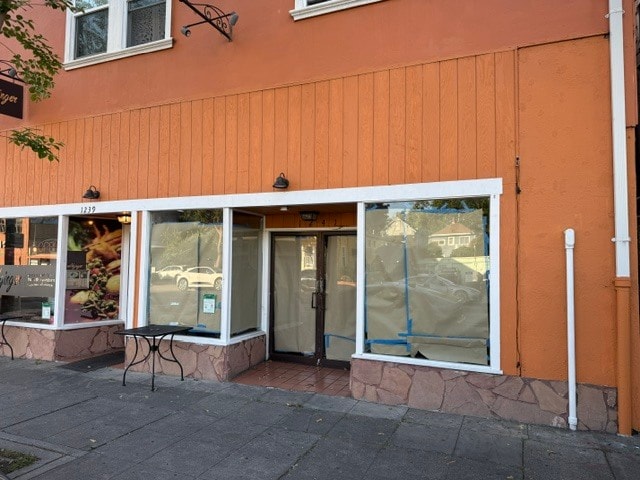 1235-1241 Park St, Alameda, CA for lease - Building Photo - Image 2 of 9