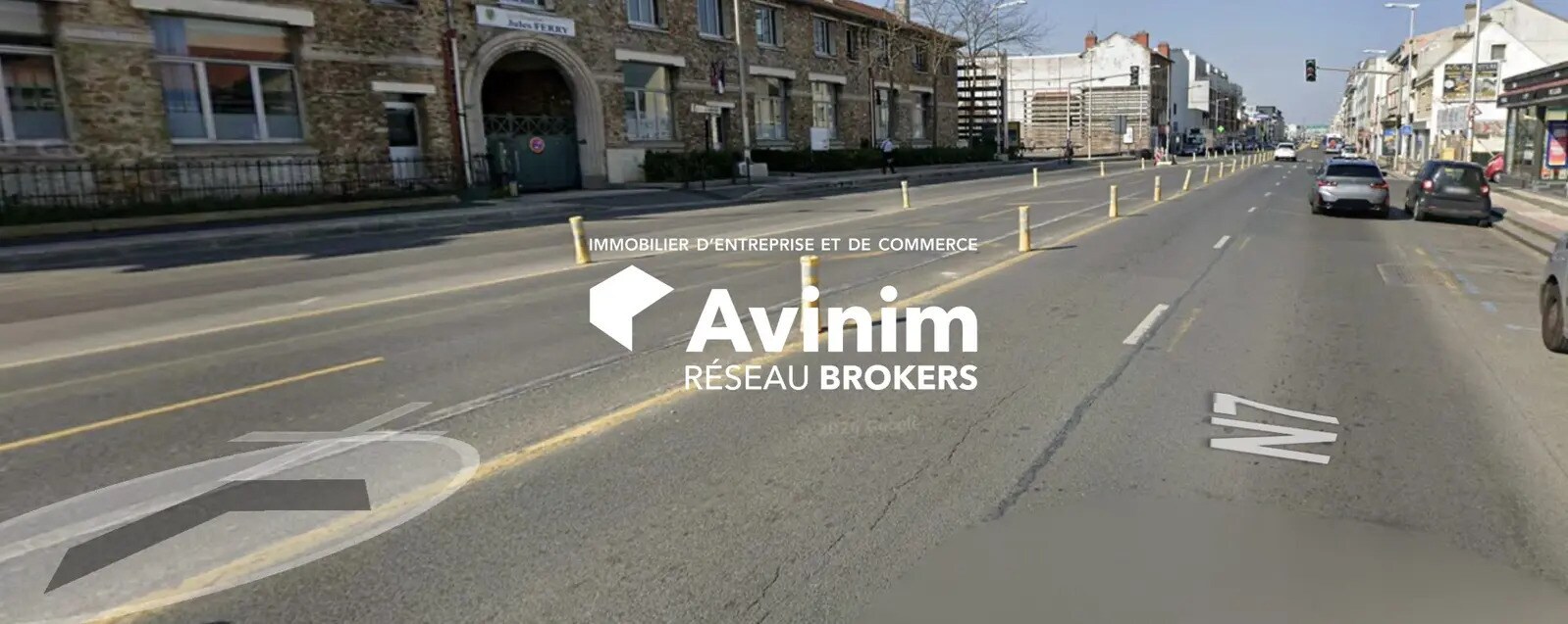 Retail in Athis-Mons for lease Building Photo- Image 1 of 2