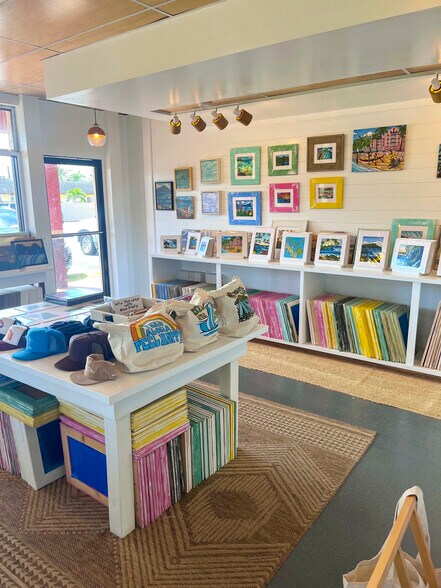 4-901 Kuhio Hwy, Kapaa, HI à louer - Photo du bâtiment - Image 3 de 9