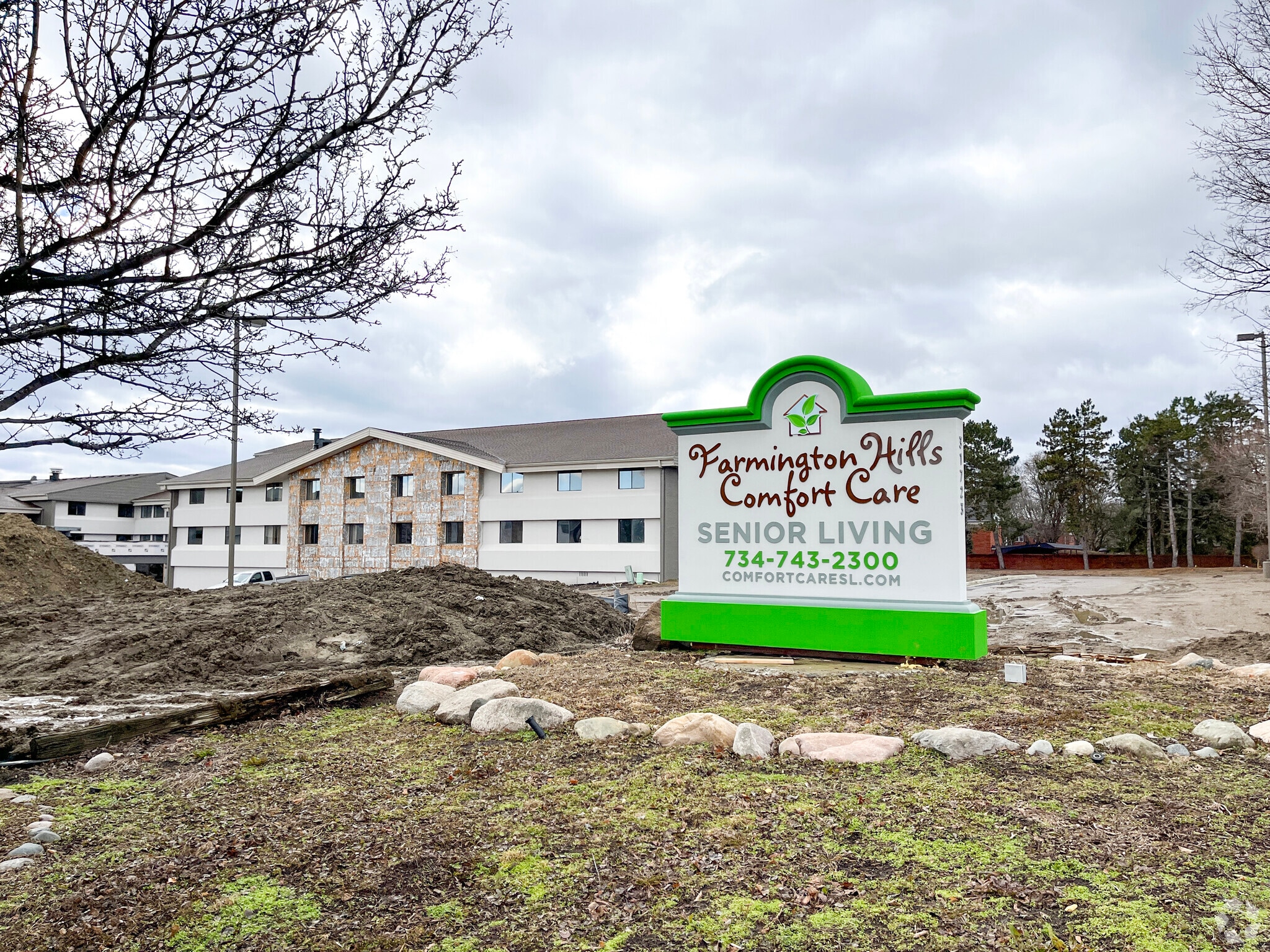 31525 W 12 Mile Rd, Farmington Hills, MI for sale Primary Photo- Image 1 of 8