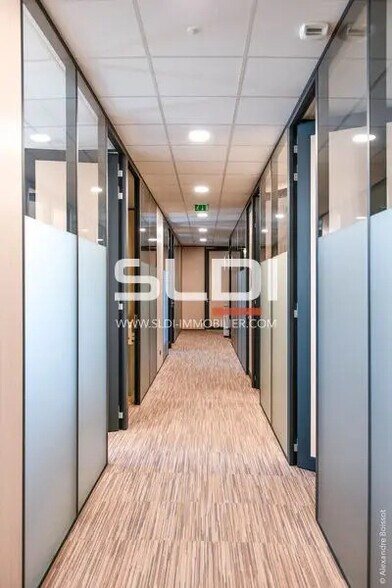 22 Avenue Lionel Terray, Meyzieu à vendre - Photo intérieure - Image 2 de 10