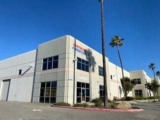 Plus de détails pour 7372 Sycamore Canyon Blvd, Riverside, CA - Industriel à louer