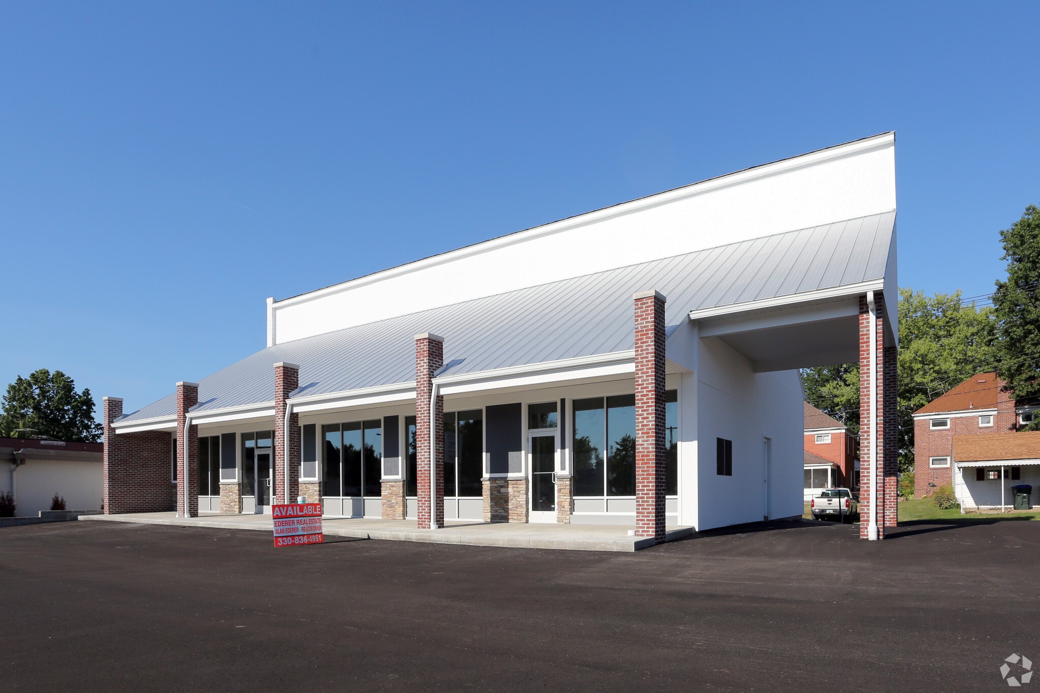 2110 State Rd, Cuyahoga Falls, OH for lease Primary Photo- Image 1 of 12