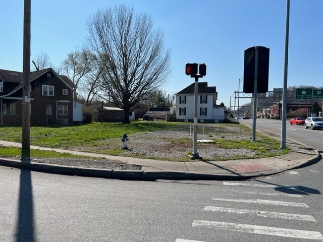 3101 3rd Ave, Huntington, WV à vendre Photo principale- Image 1 de 9