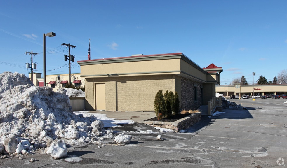 1460 Ridge Rd W, Rochester, NY for lease - Primary Photo - Image 1 of 5