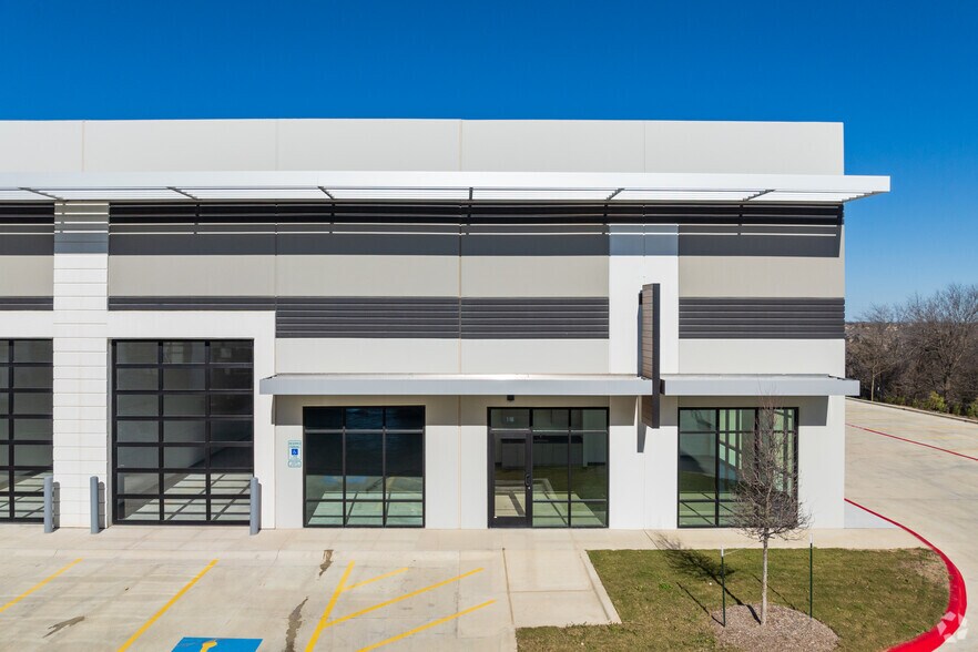 1301 Blue Ridge Dr, Georgetown, TX à louer - Photo du bâtiment - Image 2 de 23