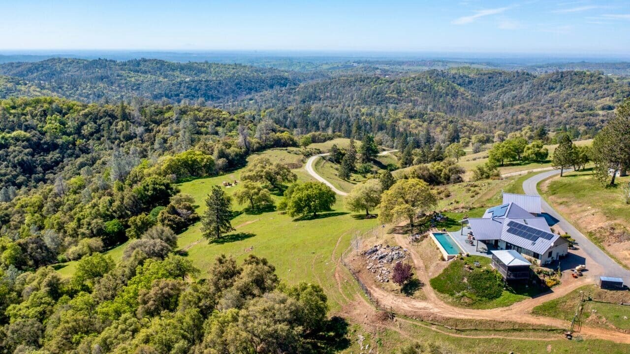 13088 Trembath Mountain Rd, Fiddletown, CA à vendre Photo principale- Image 1 de 116