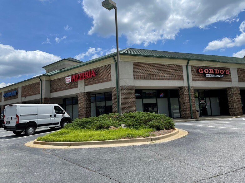 2590 Peachtree Industrial Blvd, Duluth, GA à louer - Photo du bâtiment - Image 3 de 9