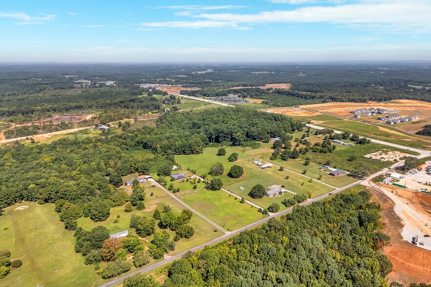 2130 Old Orchard Road, Woodruff, SC à vendre - Photo du bâtiment - Image 2 de 11