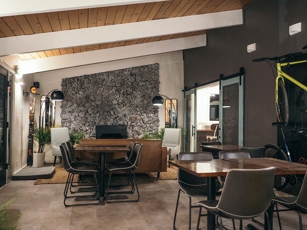 1612 S Mount Shasta Blvd, Mount Shasta, CA à vendre - Photo intérieure - Image 2 de 36