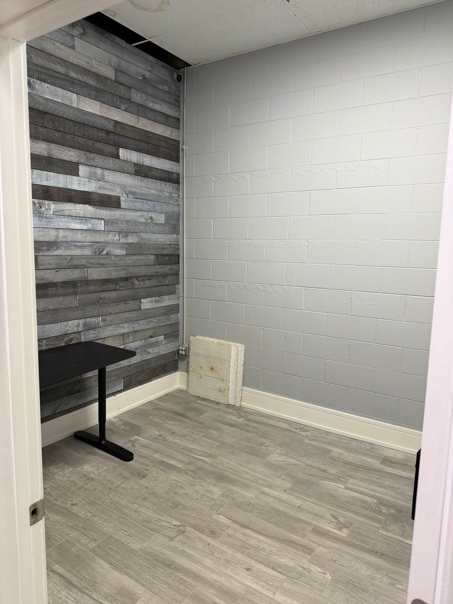 1024-1036 Busse Hwy, Park Ridge, IL à louer Photo intérieure- Image 1 de 7