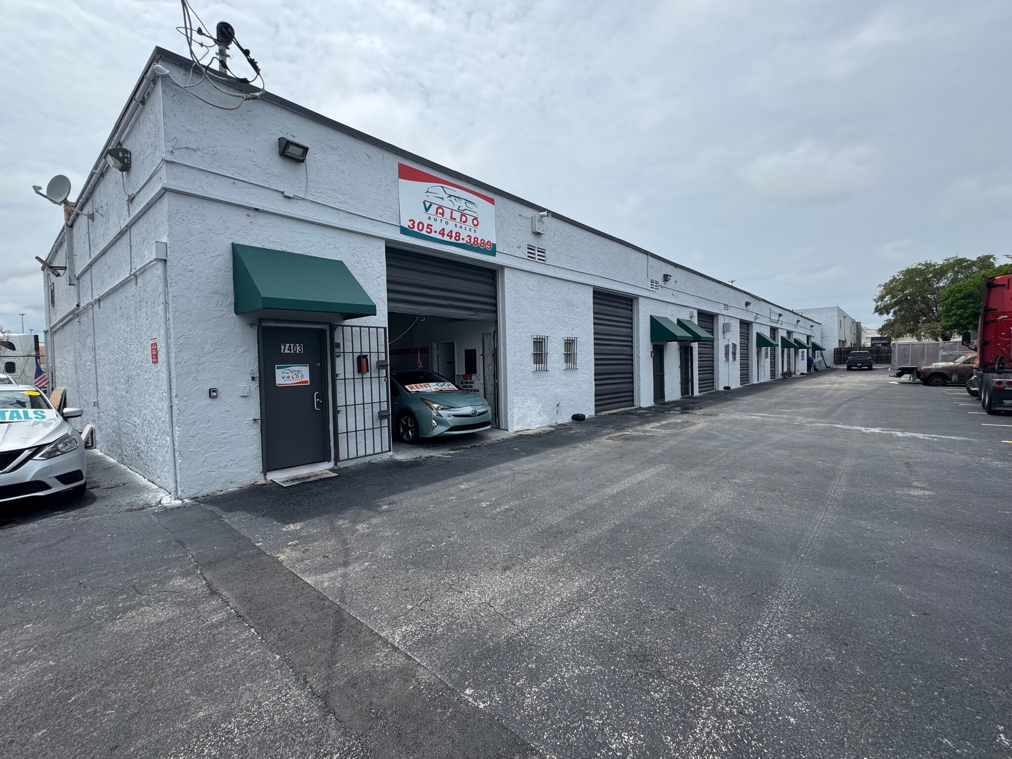 7403 NW 7th St, Miami, FL for lease Building Photo- Image 1 of 4