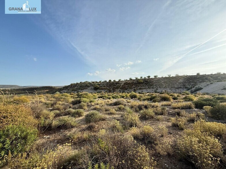 Avenida de Alemania, 39, Alhendín, Granada for sale - Building Photo - Image 2 of 17
