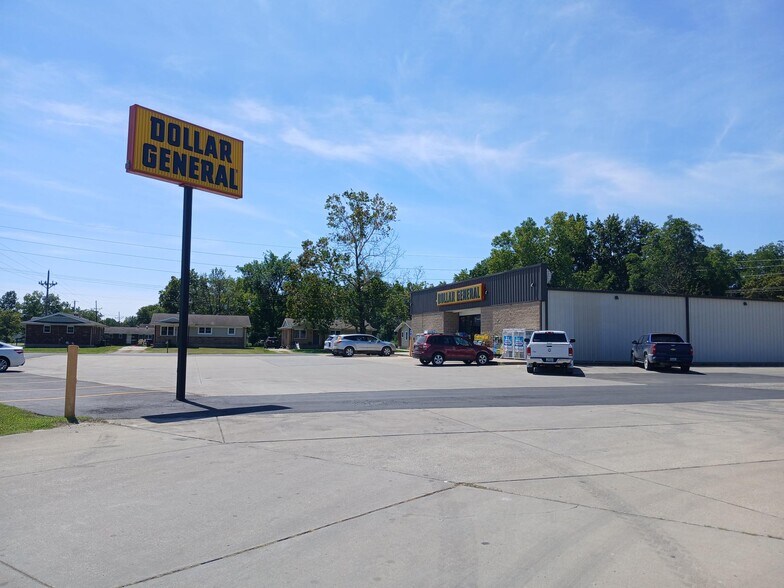 605 Holly St, Pleasanton, KS à vendre - Photo du bâtiment - Image 3 de 8