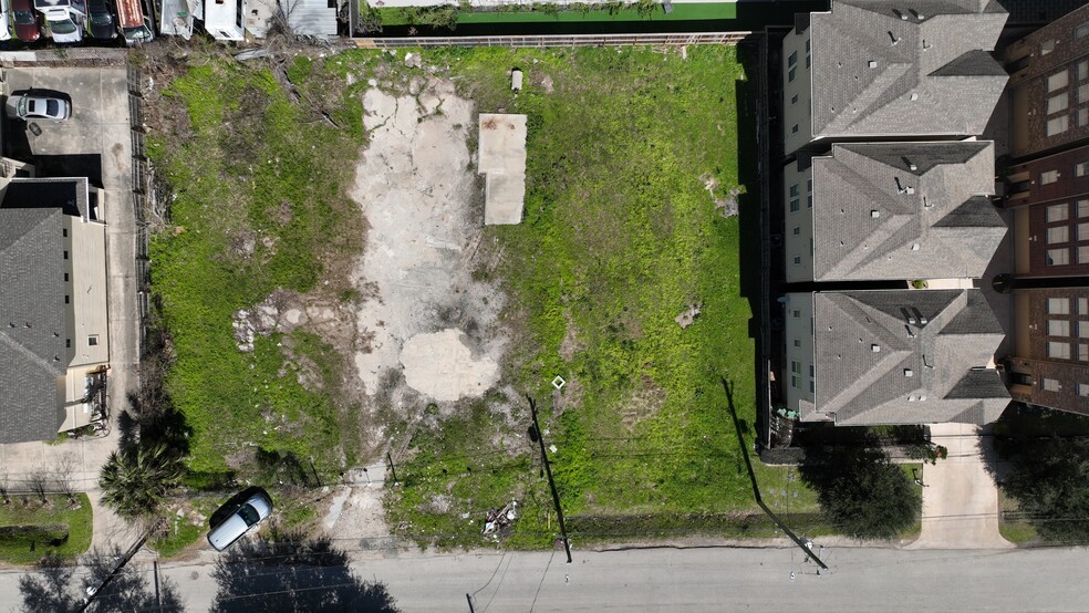 7121 Fannin st, Houston, TX à vendre - Photo du bâtiment - Image 2 de 3