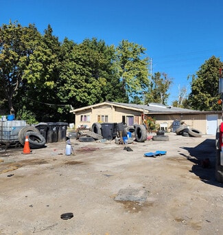 More details for 8424 Goreway Dr, Brampton, ON - Office for Sale