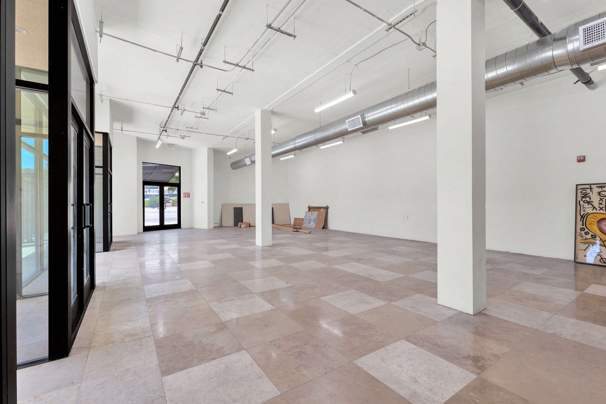 4671-4681 Huntington Dr S, Los Angeles, CA for lease Interior Photo- Image 1 of 8