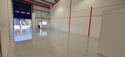 37-53 Mountney Bridge Business Park, Pevensey for lease Interior Photo- Image 2 of 3